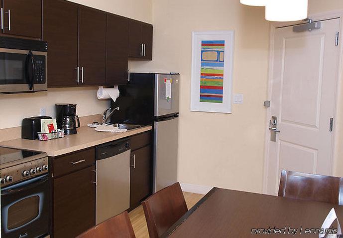 Towneplace Suites Republic Airport Long Island Farmingdale Room photo